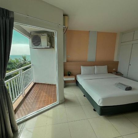 Nana Chat Bangsaen Hotel Si Racha Exterior foto