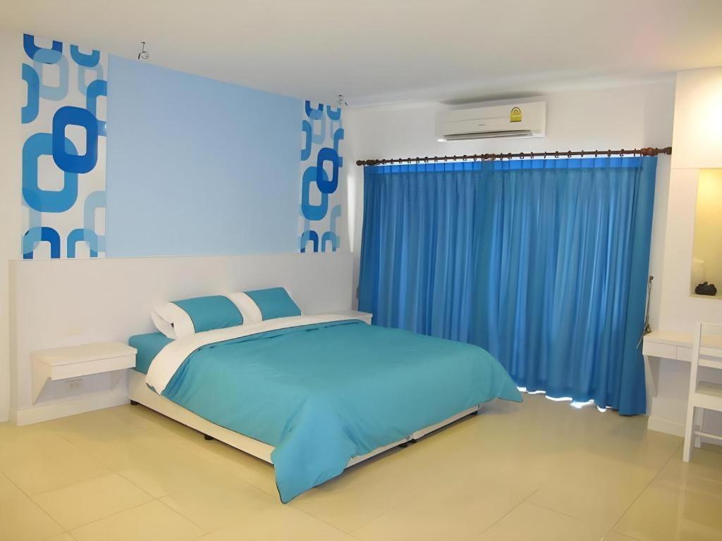 Nana Chat Bangsaen Hotel Si Racha Exterior foto